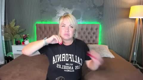 CurlyDreams online show from 09/24/25, 11:57