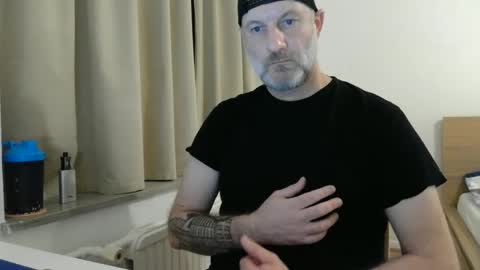 Snapshot of curman85 chatting on 01/09/25, 11:34 Curman85 online show from 01/09/25, 11:34