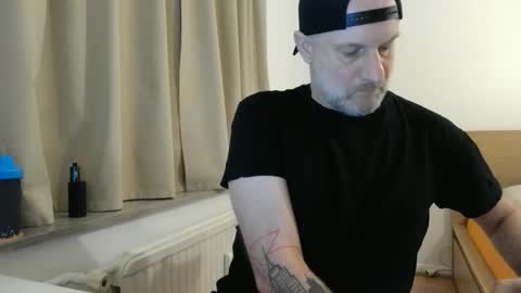 Snapshot of curman85 chatting on 01/22/25, 11:53 Curman85 online show from 01/22/25, 11:53