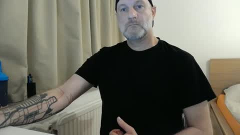 Snapshot of curman85 chatting on 01/25/25, 12:17 Curman85 online show from 01/25/25, 12:17