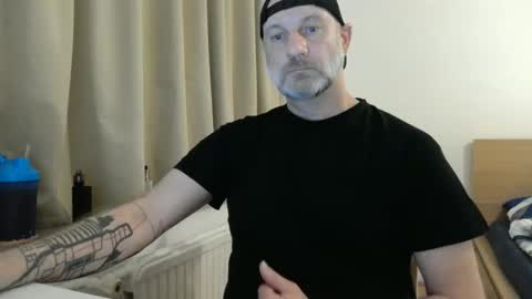 Snapshot of curman85 chatting on 02/26/25, 12:27 Curman85 online show from 02/26/25, 12:27