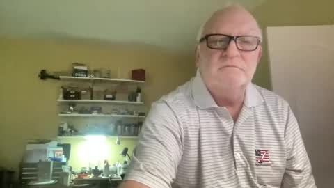 Snapshot of curo69 chatting on 01/15/25, 04:00 ALAN online show from 01/15/25, 04:00