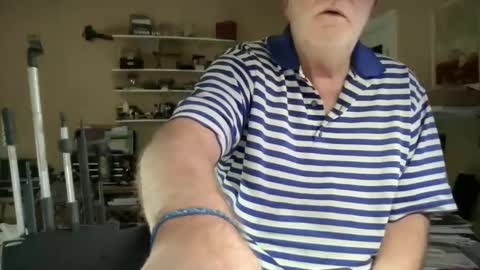 Snapshot of curo69 chatting on 02/26/25, 05:50 ALAN online show from 02/26/25, 05:50