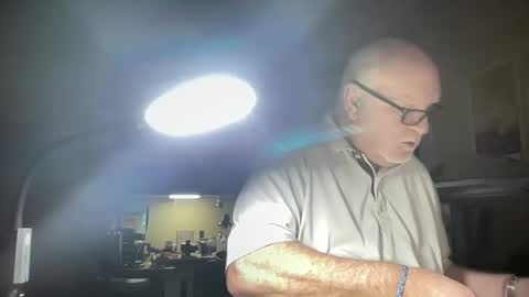 Snapshot of curo69 chatting on 02/27/25, 06:42 ALAN online show from 02/27/25, 06:42