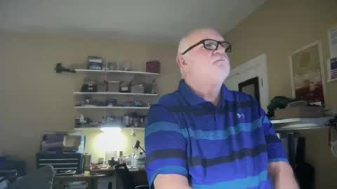 Snapshot of curo69 chatting on 03/04/25, 05:24 ALAN online show from 03/04/25, 05:24