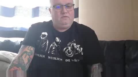 curtus14 online show from 02/23/25, 08:39