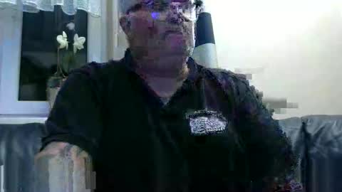 curtus14 online show from 09/13/25, 10:53