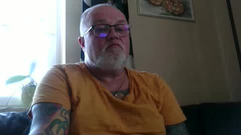 curtus14 online show from 03/19/26, 04:44