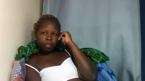 Snapshot of curvy294 chatting on 04/19/26, 09:41 SALLY online show from 04/19/26, 09:41