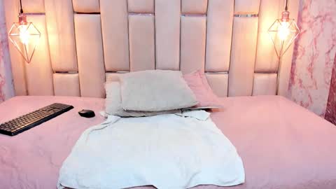 Alyanna  online show from 09/09/25, 12:05