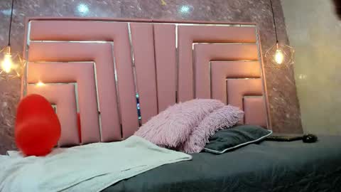 Alyanna  online show from 02/15/26, 11:41