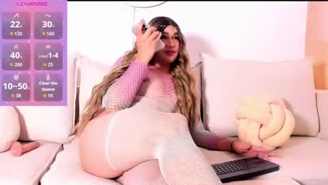 Snapshot of curvy_emmy chatting on 07/14/26, 06:57 Ammy Sanchez IG Sanchezamy96 online show from 07/14/26, 06:57