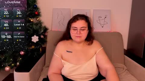 Snapshot of curvy_janie chatting on 12/15/24, 06:18 Jane online show from 12/15/24, 06:18