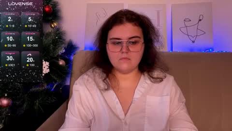 Snapshot of curvy_janie chatting on 12/17/24, 08:34 Jane online show from 12/17/24, 08:34