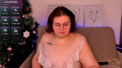 Snapshot of curvy_janie chatting on 12/24/24, 06:55 Jane online show from 12/24/24, 06:55