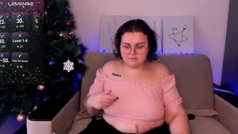 Snapshot of curvy_janie chatting on 12/27/24, 05:42 Jane online show from 12/27/24, 05:42