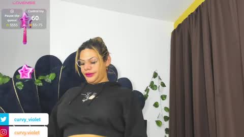 Violet 3 online show from 01/22/25, 11:45