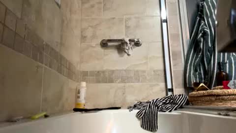 curvyd454066 online show from 01/09/26, 06:21