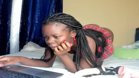 curvyjoan online show from 02/11/25, 08:58