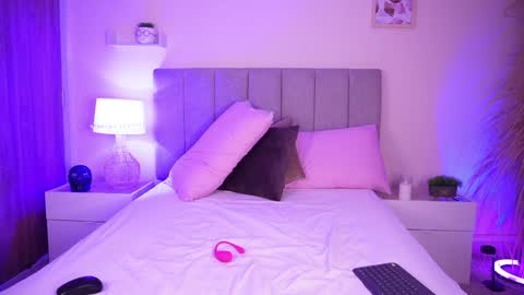 Samantha online show from 01/13/25, 11:38