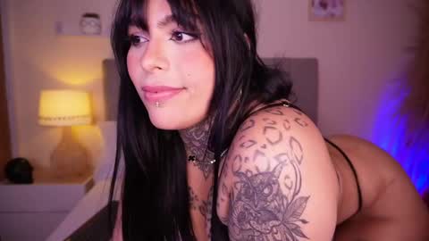 Samantha online show from 02/19/25, 06:54