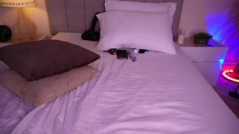 Samantha online show from 02/27/25, 08:20