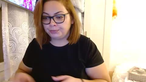 Snapshot of curvymomylore chatting on 01/16/25, 12:23 Lore online show from 01/16/25, 12:23