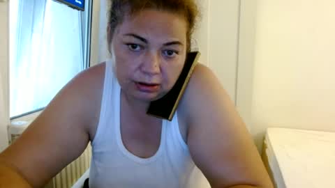 Snapshot of curvymomylore chatting on 07/02/26, 09:48 Lore online show from 07/02/26, 09:48