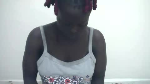 curvynubian online show from 04/19/26, 08:13