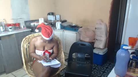 curvypear76x online show from 12/13/24, 01:55