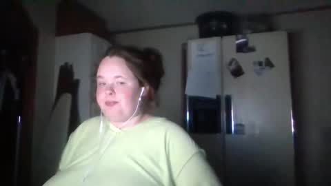 dahlia -kim online show from 10/05/25, 07:07