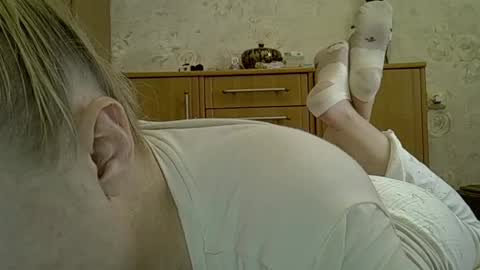 Curvy online show from 04/25/26, 01:41