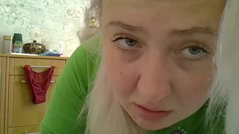 Snapshot of curvywild_lady30 chatting on 06/04/26, 10:32 Curvy online show from 06/04/26, 10:32