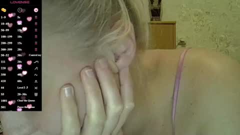 Curvy online show from 07/17/26, 11:53