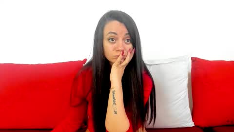 cute_angel95 online show from 11/18/25, 08:52