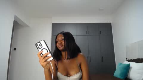 Liya online show from 03/03/26, 11:49