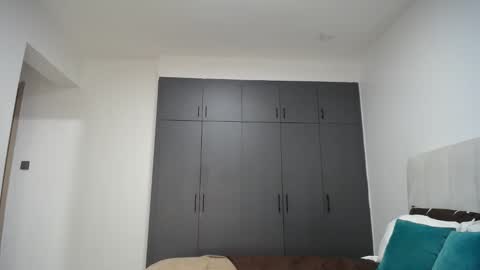 Liya online show from 03/05/26, 10:17