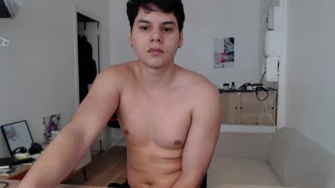 Tomas online show from 04/16/26, 05:58