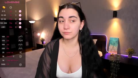 Hanna online show from 01/24/25, 01:56