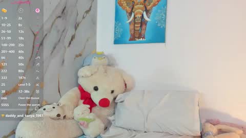          online show from 10/28/25, 09:39