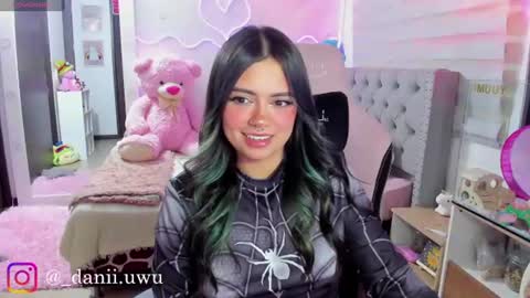 Snapshot of cute_dani__ chatting on 07/17/26, 05:25 Dani online show from 07/17/26, 05:25
