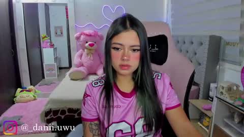 Snapshot of cute_dani__ chatting on 07/23/26, 02:26 Dani online show from 07/23/26, 02:26