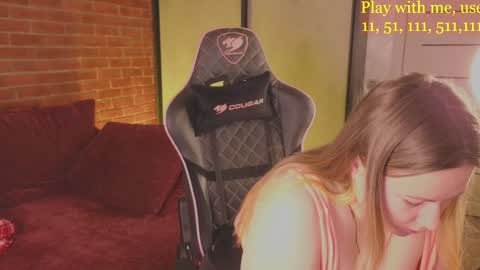 Everyday stream in the same time online show from 12/22/24, 11:44