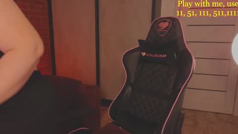 Everyday stream in the same time online show from 02/02/25, 01:23