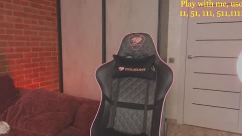 Everyday stream in the same time online show from 02/06/25, 07:45