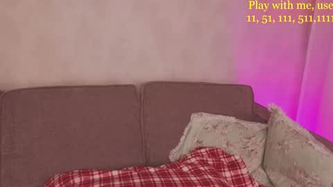 Everyday stream in the same time online show from 09/27/25, 01:32