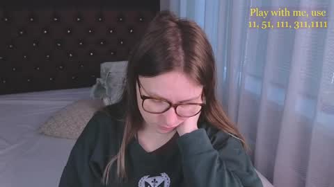 Everyday stream in the same time online show from 05/14/26, 01:34