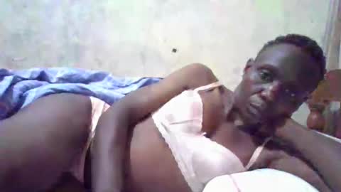 Snapshot of cute_divah4 chatting on 05/05/26, 07:11 cute_divah4 online show from 05/05/26, 07:11