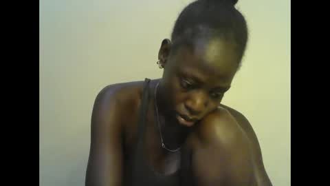 cute_doria online show from 02/23/25, 04:13