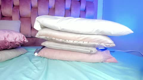 Stacy online show from 12/13/24, 05:27